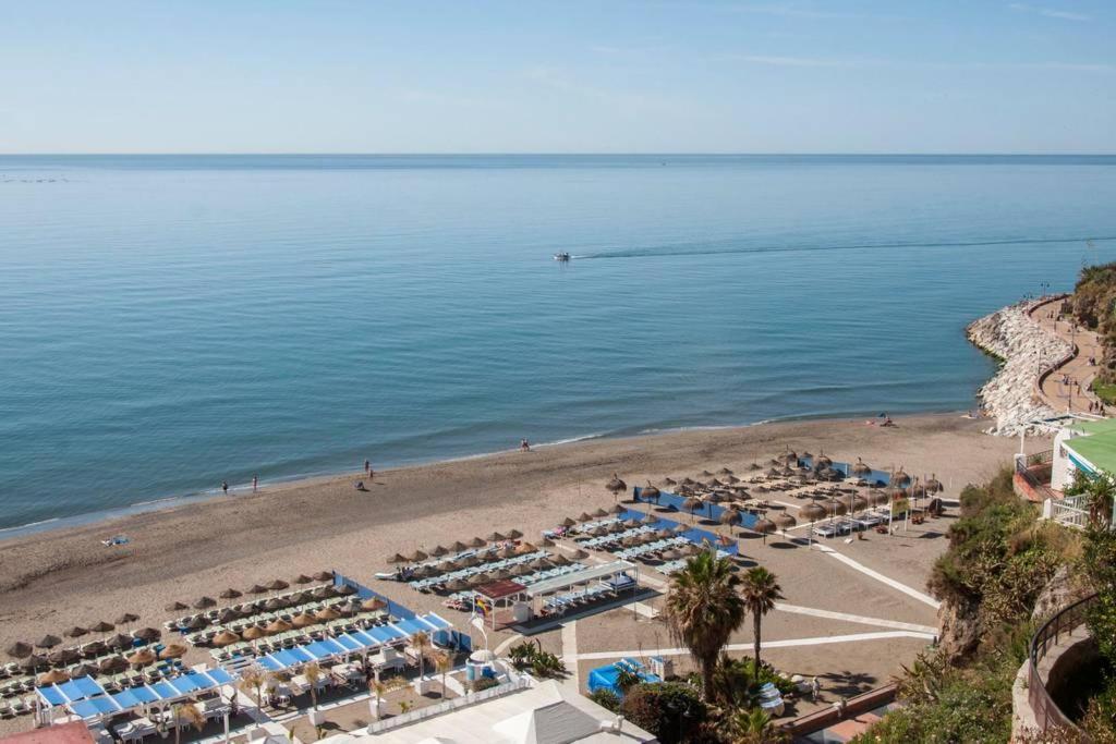 Sunset Beach Charming Apartment With Jacuzzi Торремолинос Экстерьер фото